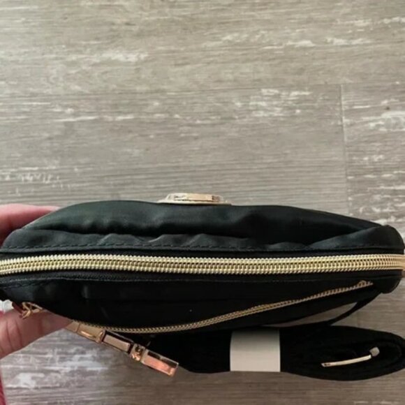 NWT Lilly Pulitzer Jeanie Belt Bag Fanny Pack Crossbody Onyx Black - Picture 4 of 7